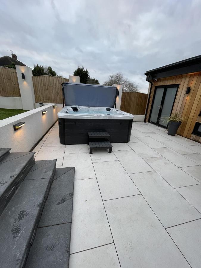 The Hideaway Serviced Accommodation In Nottingham Exterior photo